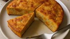 Frittata di zucca in padella: alta, umida e profumata (con un trucco per non farla sfaldare)