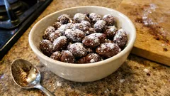 Mandorle al cioccolato fatte in casa: il dolcetto veloce da tenere sempre pronto