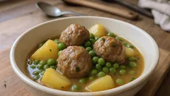 Polpette in umido con patate e piselli: morbide, saporite e perfette da preparare in anticipo