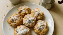 Rose del deserto: biscotti ai cornflakes croccanti fuori e morbidi dentro